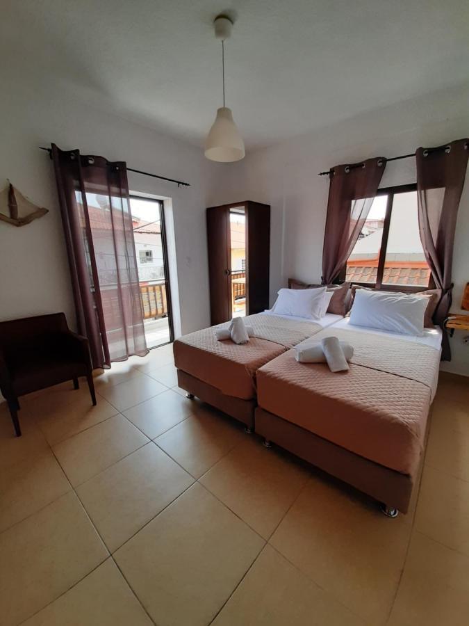 Mariza Apartments -Studios Ханиоти Экстерьер фото