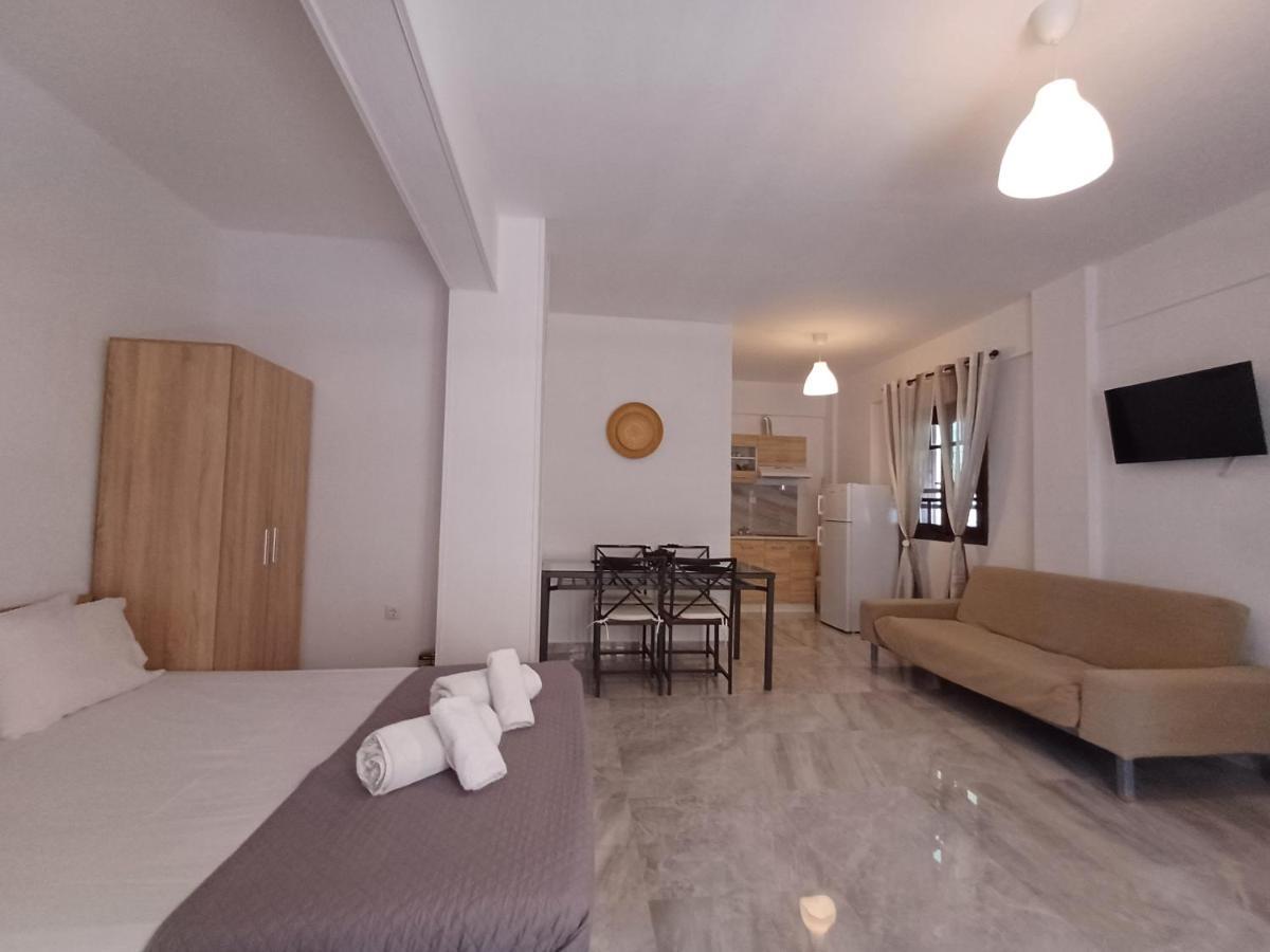 Mariza Apartments -Studios Ханиоти Экстерьер фото