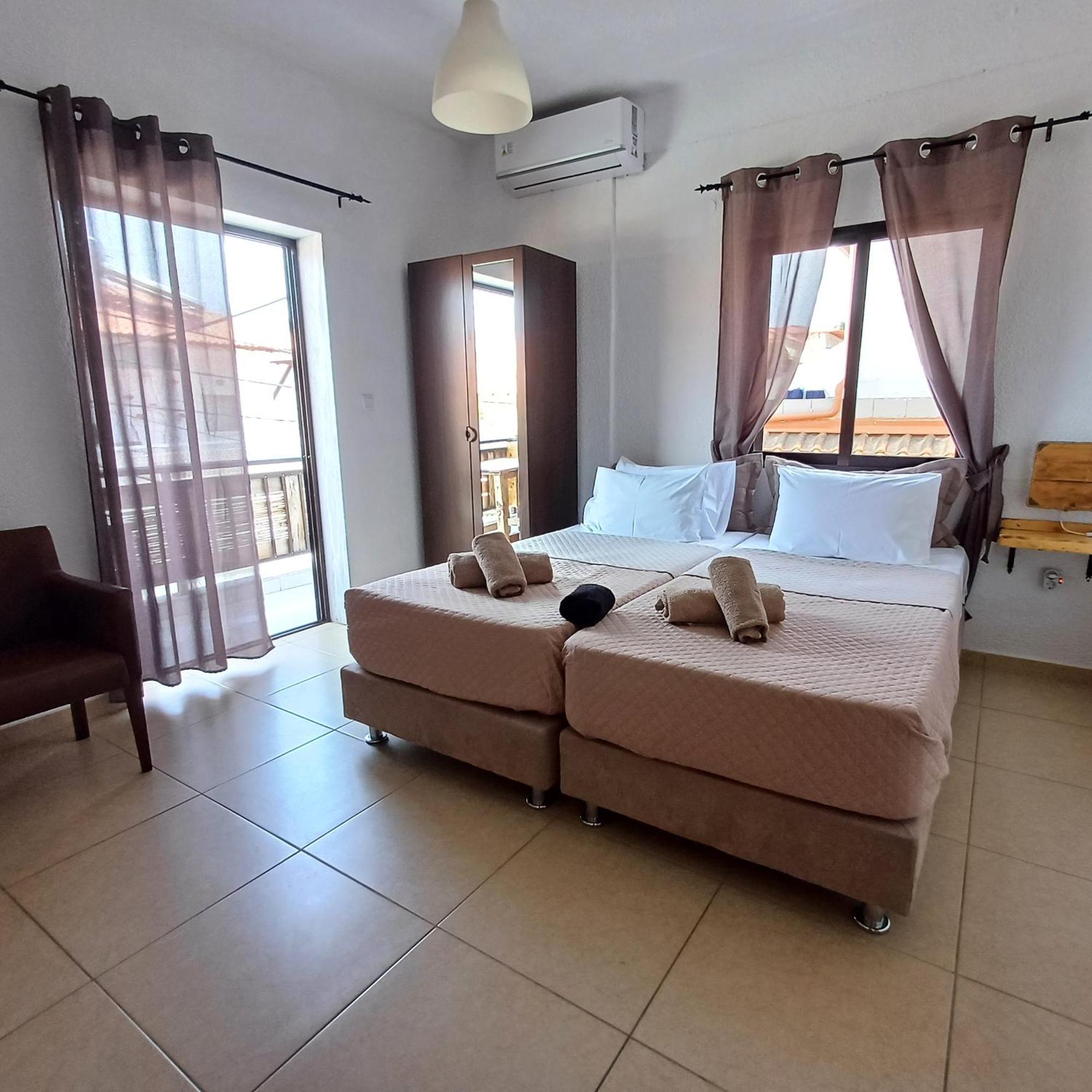Mariza Apartments -Studios Ханиоти Экстерьер фото