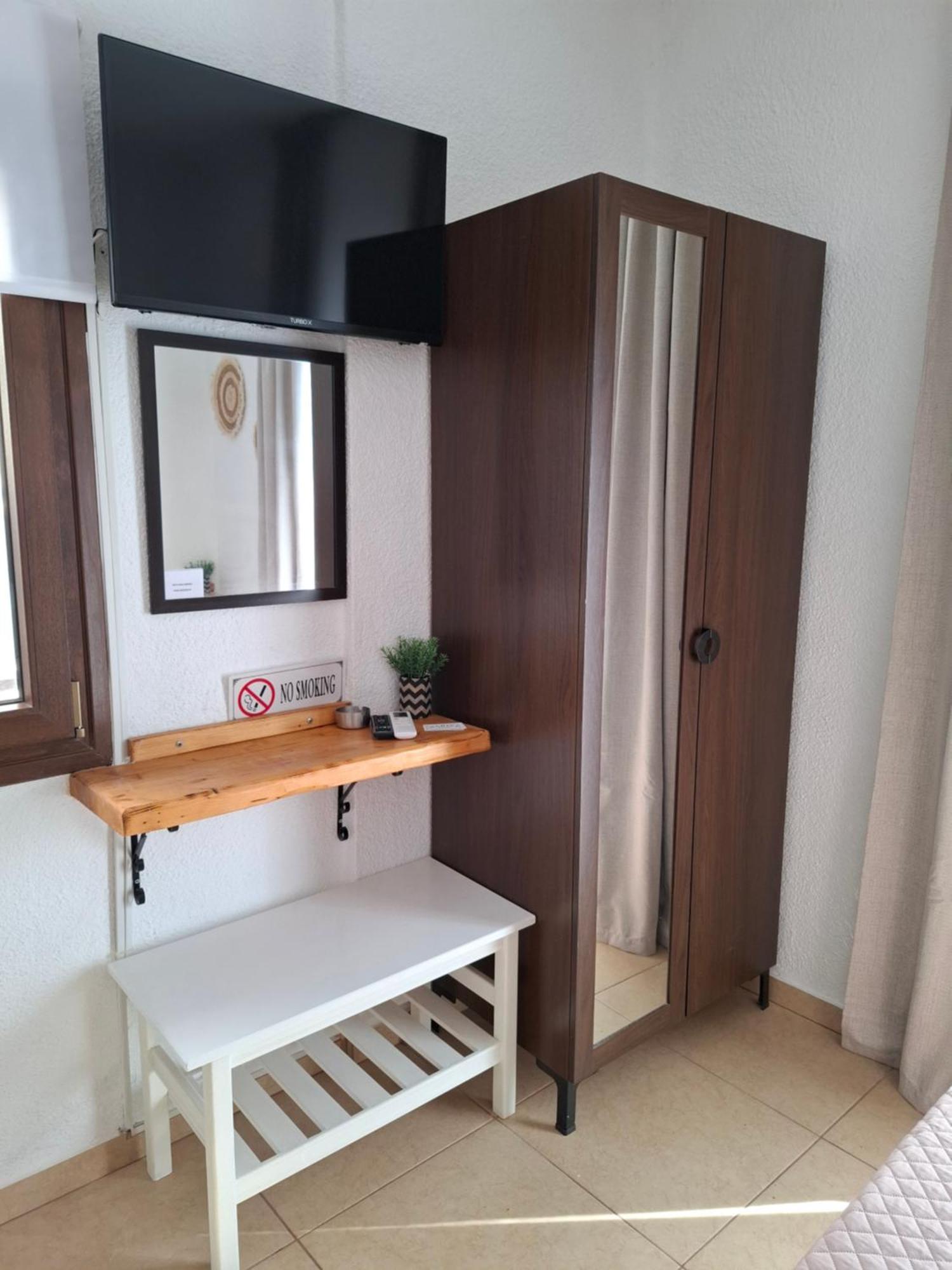 Mariza Apartments -Studios Ханиоти Экстерьер фото